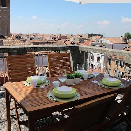 Apartment With Terrace In Chioggia'S Main Square エクステリア 写真