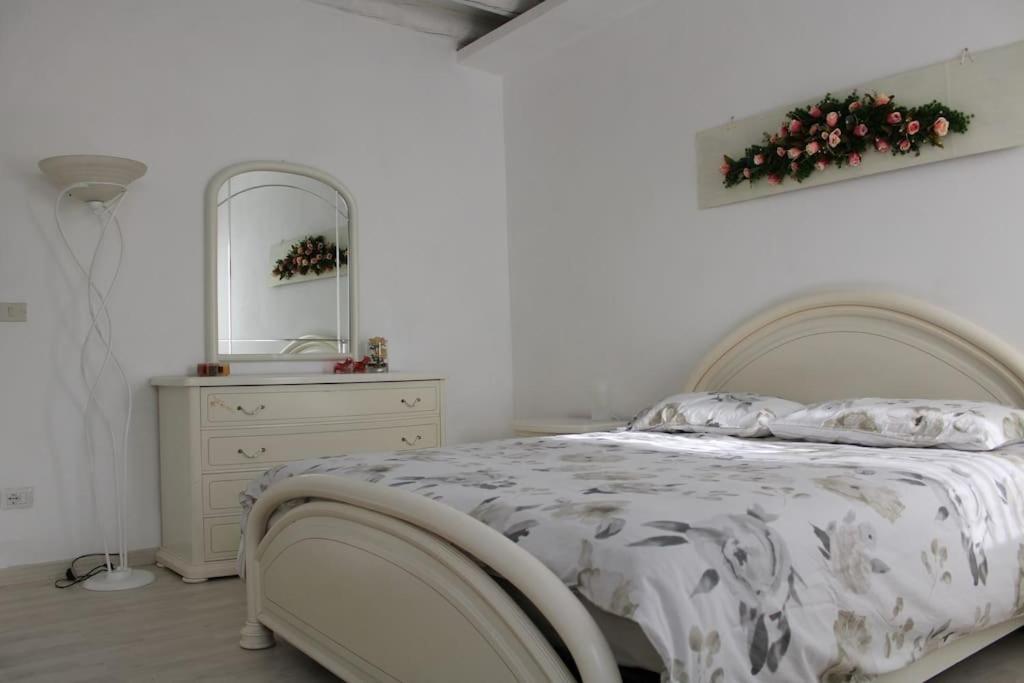 Apartment With Terrace In Chioggia'S Main Square エクステリア 写真