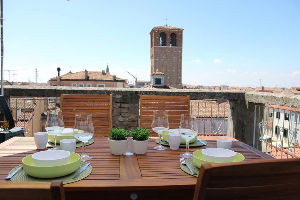 Apartment With Terrace In Chioggia'S Main Square エクステリア 写真